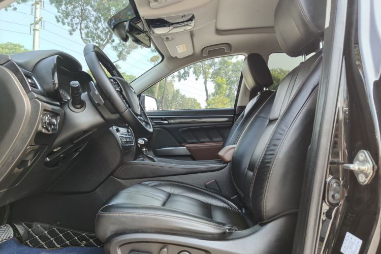 GAC Trumpchi GS7 2018 #15 GAC Trumpchi GS7 2018 car image #15