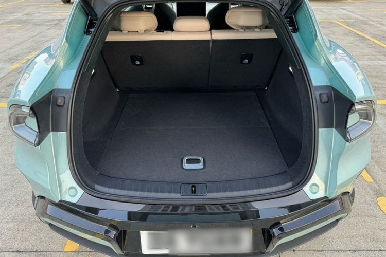 MI YU7 2025 car image #15