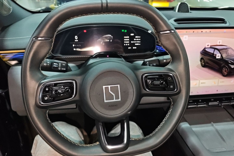 Zeekr 7X 2025 car image #15
