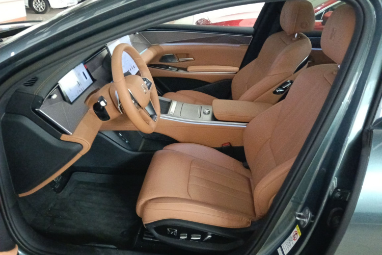 BYD HanL 2025 car image #15