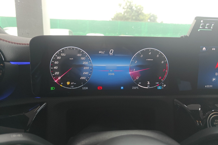 Mercedes-Benz CLA Class (Imported) 2025 #15 Mercedes-Benz CLA Class (Imported) 2025 car image #15