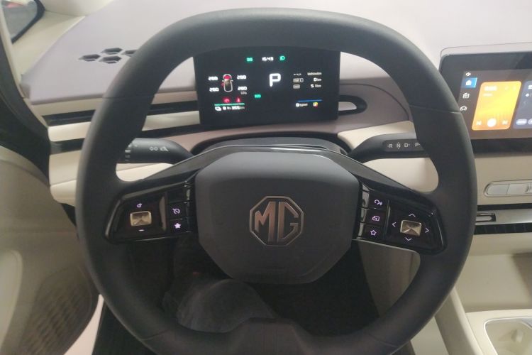 MG 4 EV 2025 car image #15