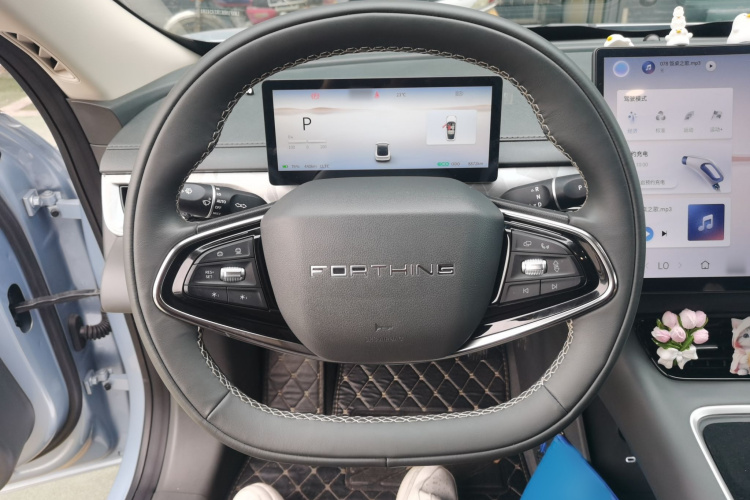 Forthing S7 2024 صورة سيارة #15