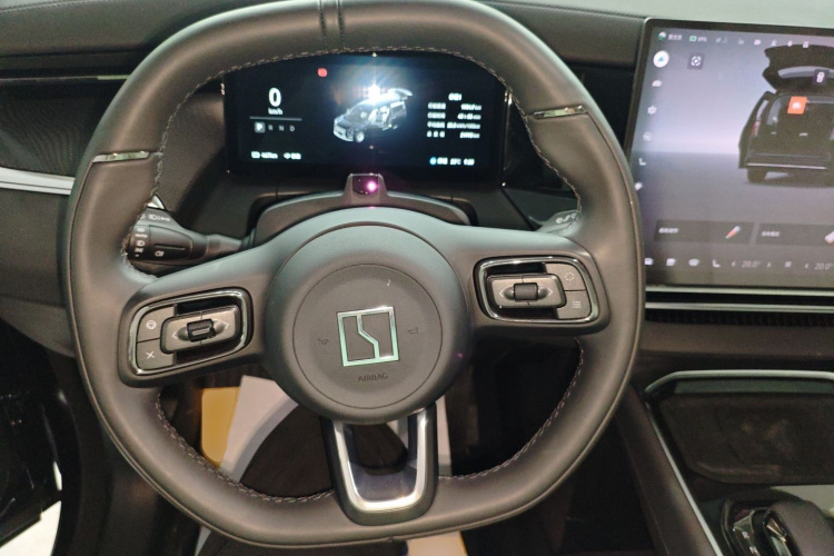 Zeekr 009 2024 imagen de coche #15