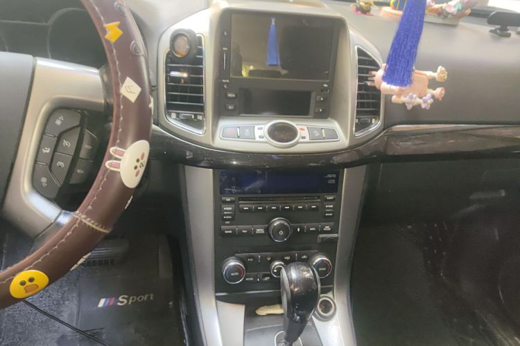 Chevrolet Captiva 2016 car image #15