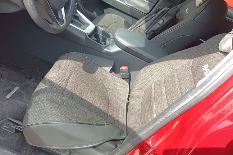 Toyota RAV4 2020 car image #15