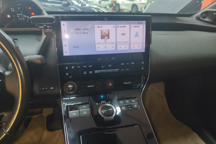 Toyota bZ4X 2022 immagine di auto #15