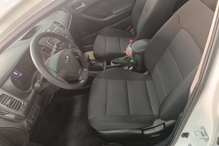 Kia 2017 immagine di auto #15