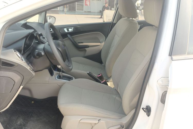 Ford Fiesta 2016 car image #15