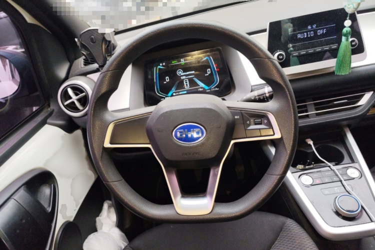 BYD e1 2019 #15 BYD e1 2019 car image #15