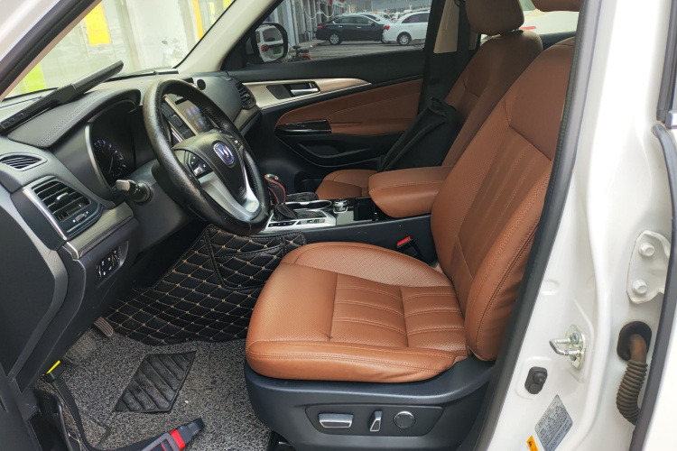 Changan CS95 2018 car image #15