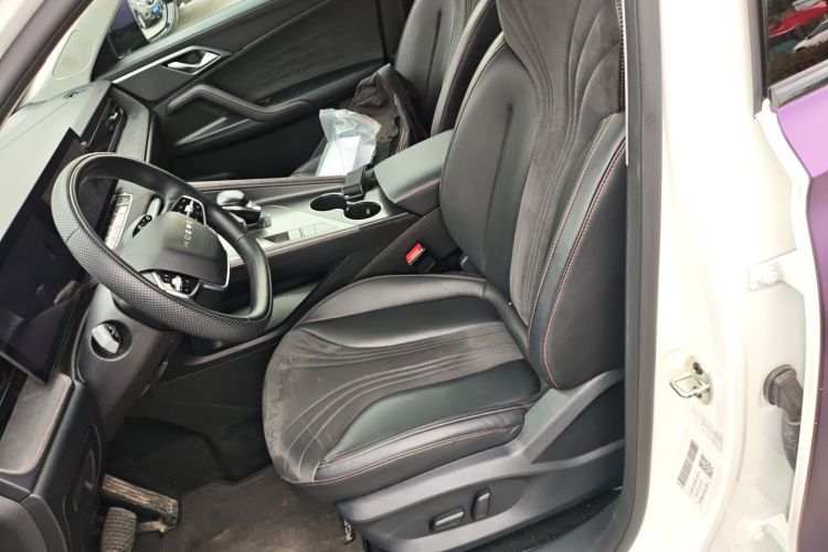 Roewe D5X DMH 2024 imagem de carro #15