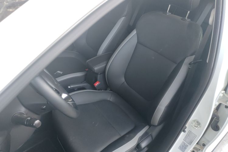 起亚 奕跑 2025 汽车图片 #15