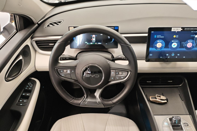 BYD Seal 05 DM-i 2025 #15 BYD Seal 05 DM-i 2025 car image #15