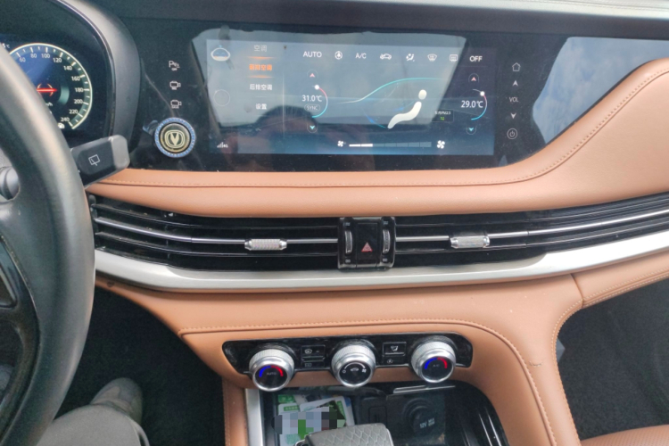 Changan CS95 2021 #15 Changan CS95 2021 car image #15