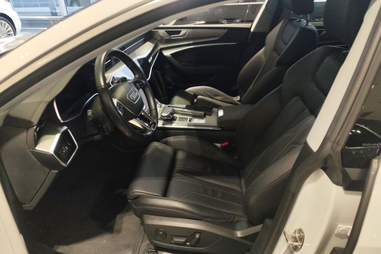 Audi A7 2022 car image #15