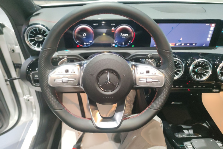 Mercedes-Benz CLA Class (Imported) 2023 #15 Mercedes-Benz CLA Class (Imported) 2023 car image #15