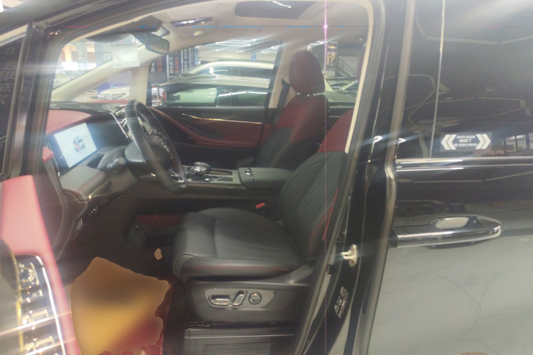 GAC Trumpchi E9 2023 #15 GAC Trumpchi E9 2023 car image #15