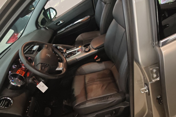 Peugeot 3008 2016 #15 Peugeot 3008 2016 car image #15