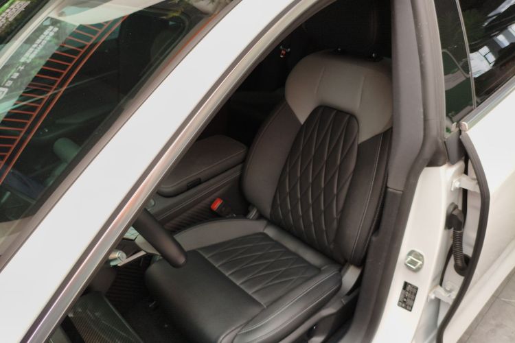 哪吒汽车 哪吒S猎装 2025 #15 哪吒汽车 哪吒S猎装 2025 汽车图片 #15