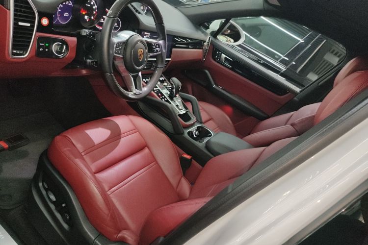 2021 car image #15