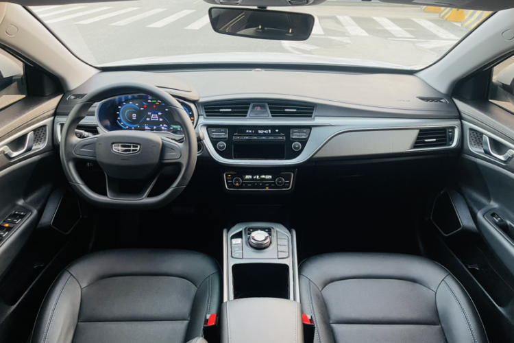 GEELY Emgrand New Energy 2024 car image #15