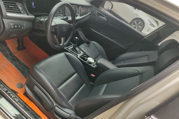Hyundai Mistra 2018 car image #15