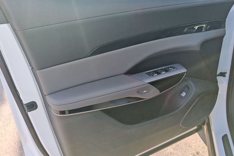 HongQi TianGong 08 2025 car image #15