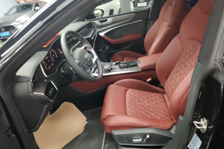 Audi A7L 2024 car image #15