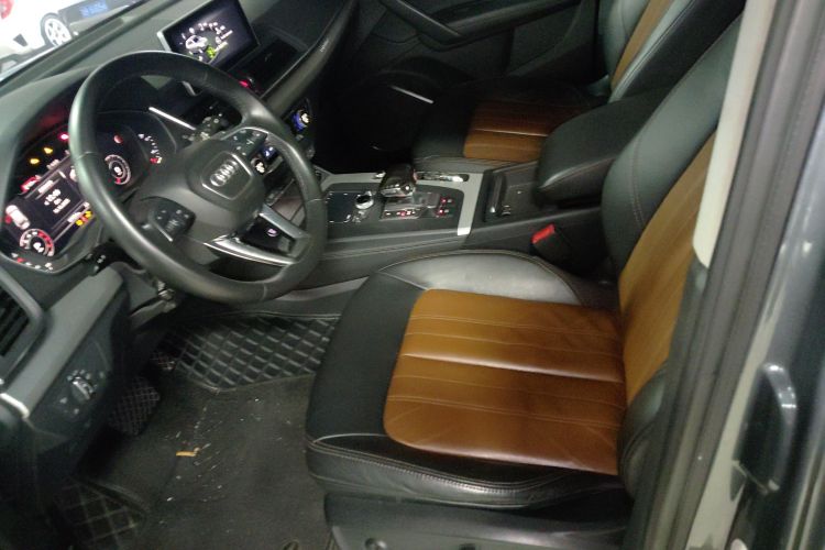 Audi Q5L 2020 car image #15