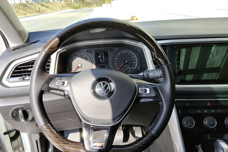 T-Roc 2020 #15 T-Roc 2020 car image #15