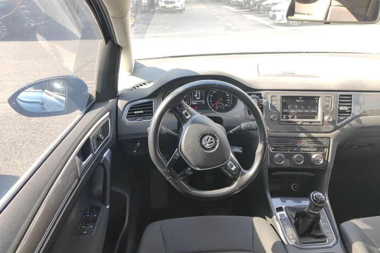 大众 高尔夫·嘉旅 2017 #15 大众 高尔夫·嘉旅 2017 汽车图片 #15