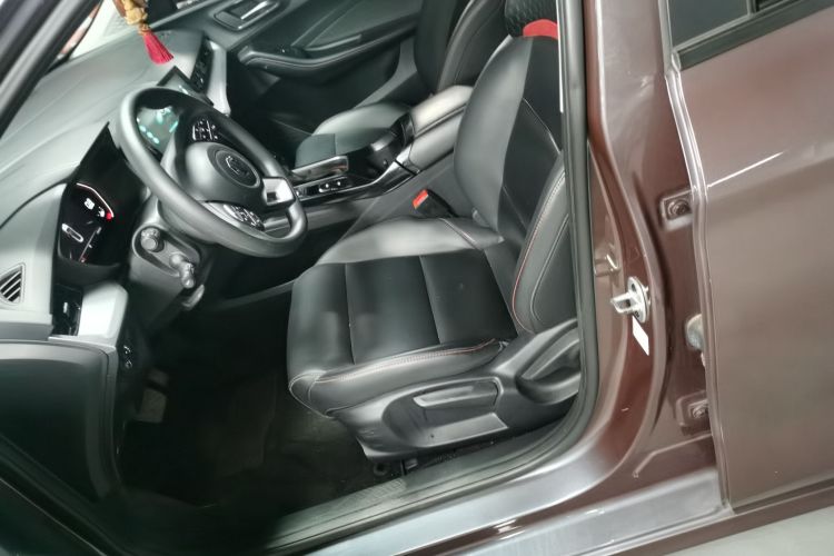 MG 5 2021 imagen de coche #15