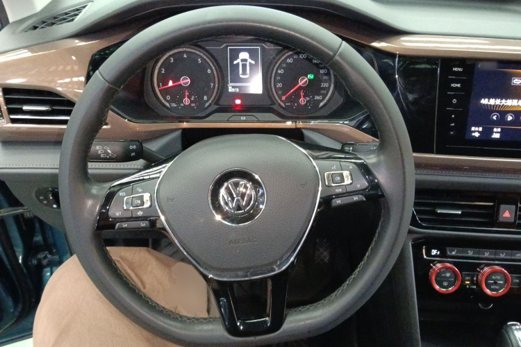 Volkswagen Tharu 2020 #15 Volkswagen Tharu 2020 car image #15