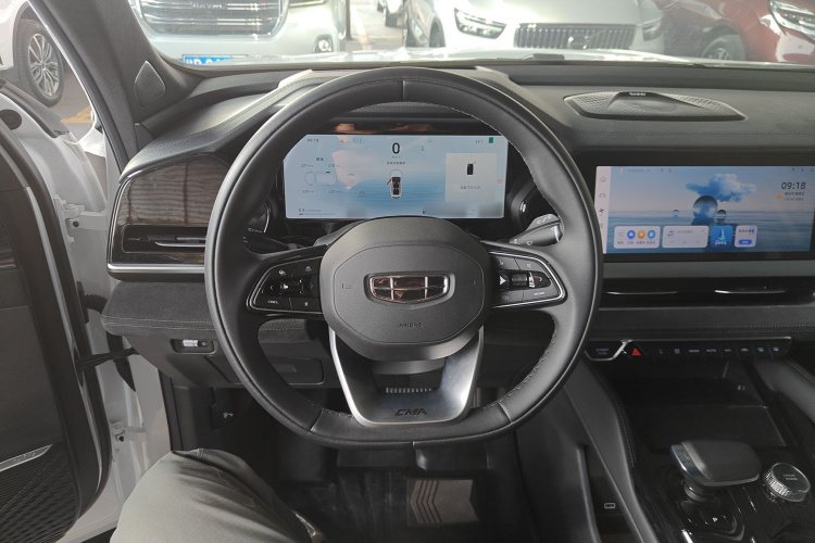 GEELY Monjaro 2024 #15 GEELY Monjaro 2024 car image #15