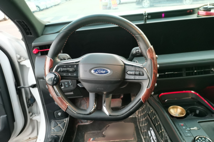 Ford Evos 2021 car image #15