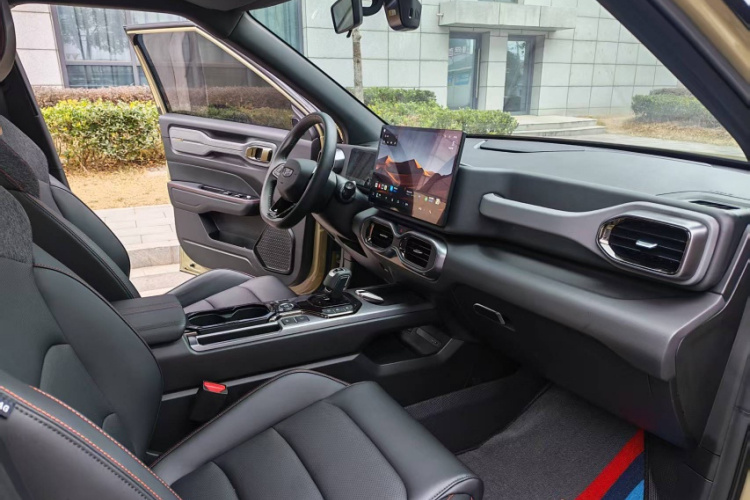 GEELY Cowboy 2025 car image #15