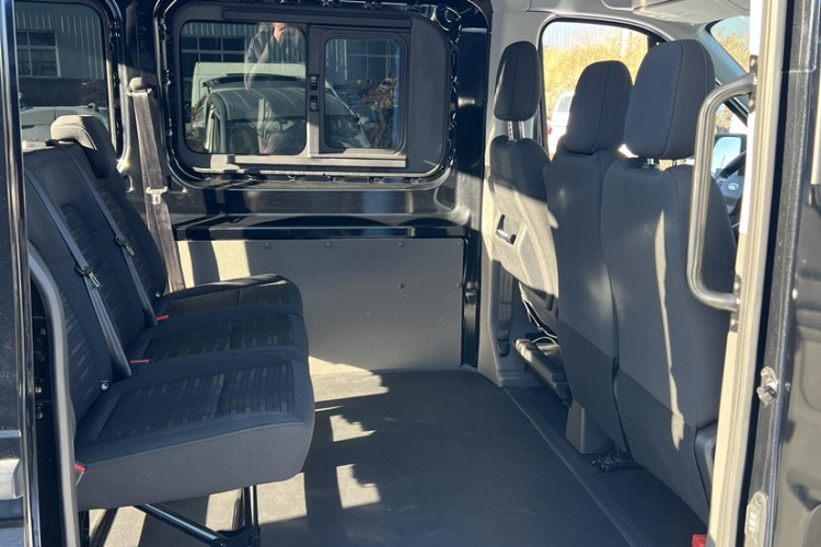 Ford Transit T8 2025 car image #15