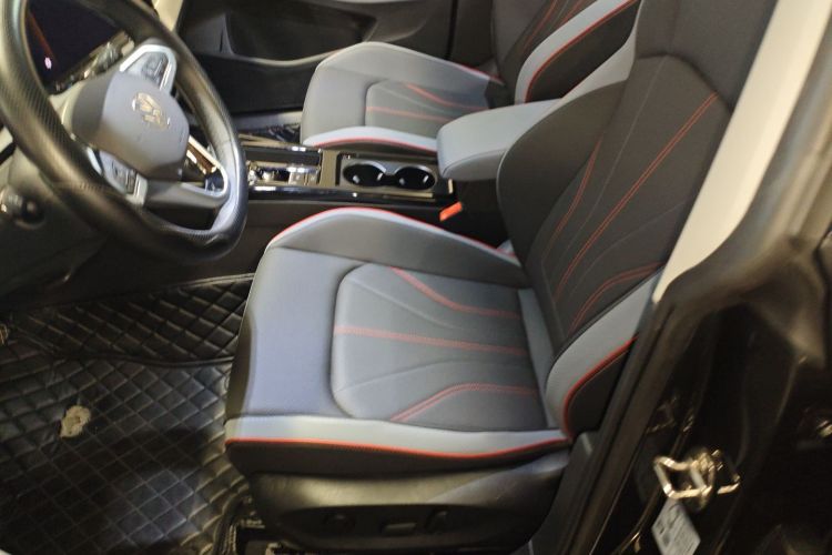 Volkswagen Lamando 2024 immagine di auto #15