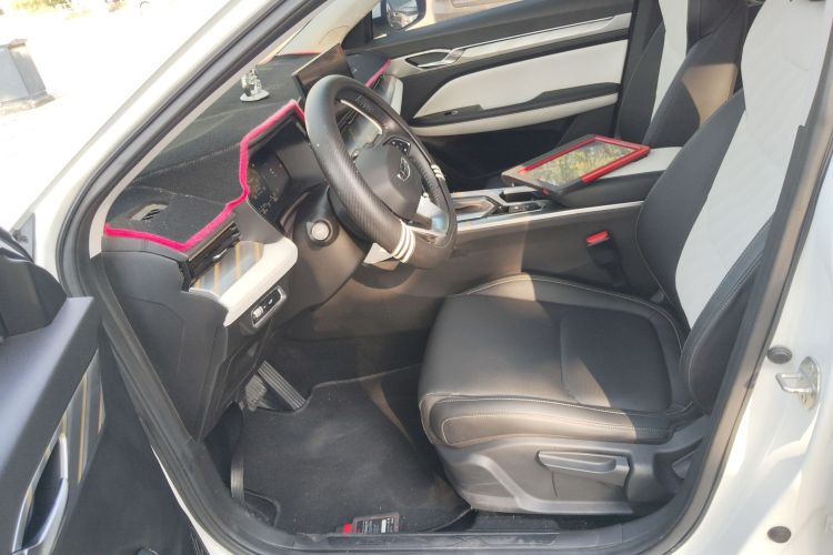 Emgrand L 2022 car image #15