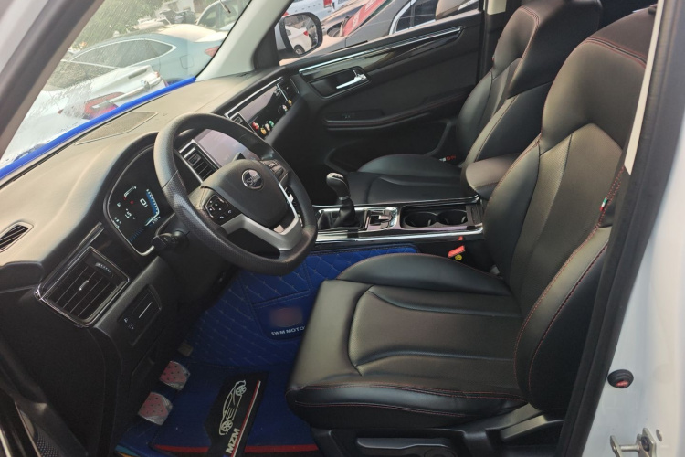 SWM斯威汽车 SWM斯威G05 2019 汽车图片 #15