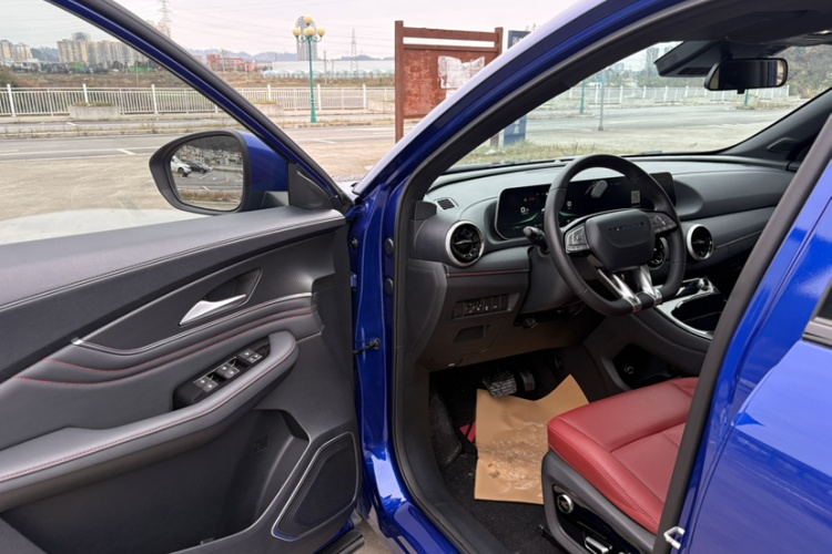 Forthing T5 EVO 2021 car image #15