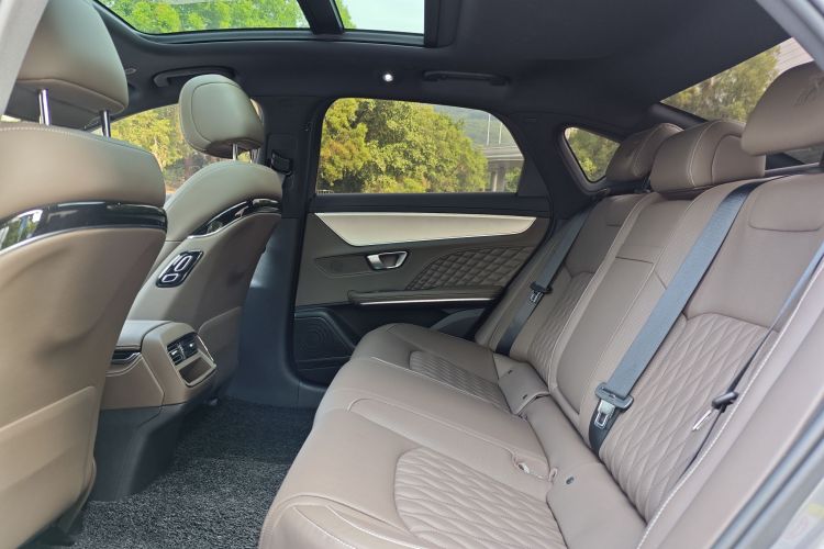 BYD Han 2023 #15 BYD Han 2023 car image #15