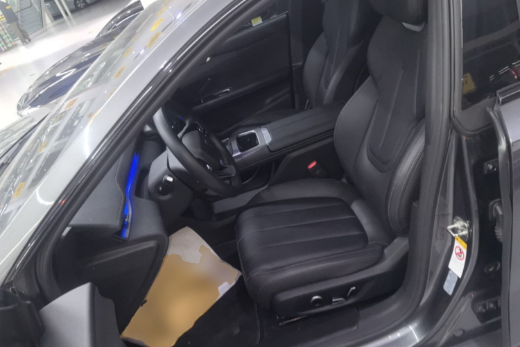 Deepal L07 2024 image de voiture #15