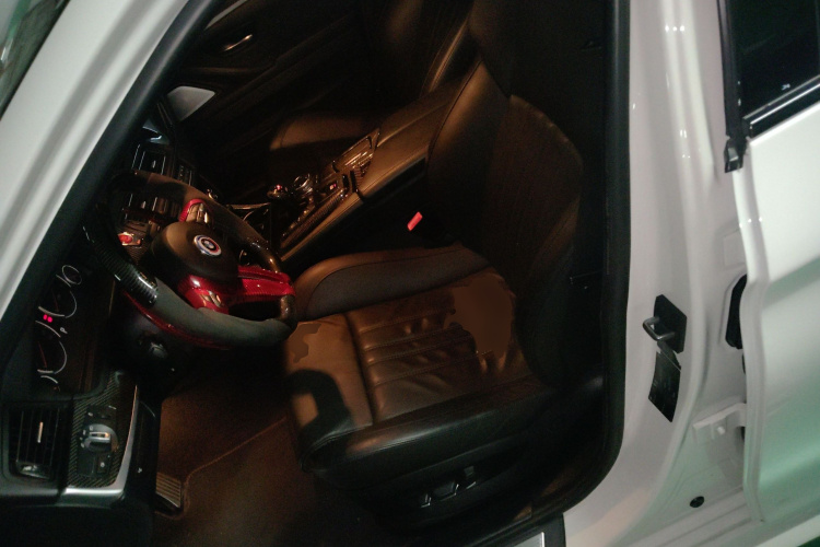 BMW M5 2014 #15 BMW M5 2014 car image #15