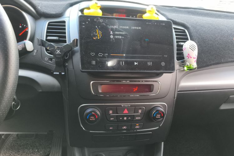 Kia Sorento 2014 image de voiture #15