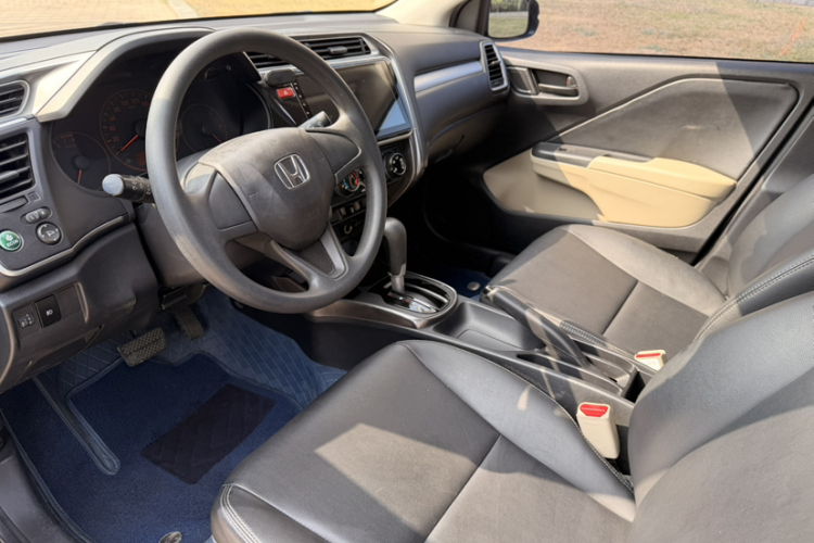 Honda Greiz 2018 car image #15