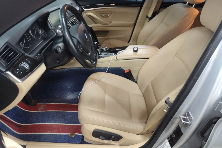 BMW 5 Series 2016 car image #15
