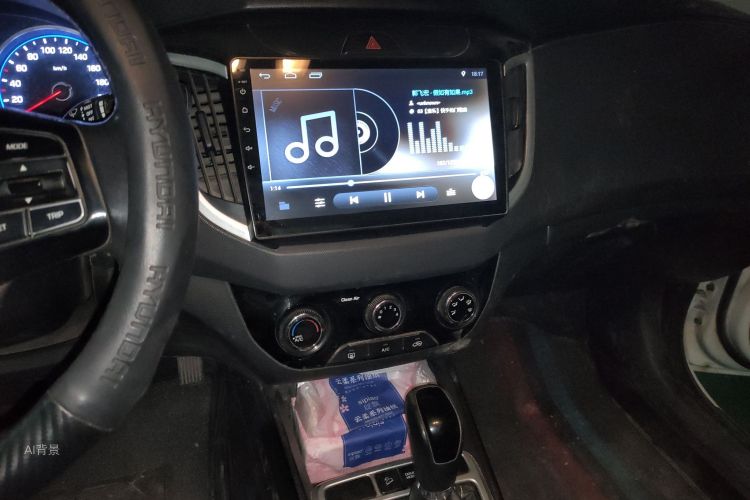 Hyundai ix25 2018 #15 Hyundai ix25 2018 car image #15