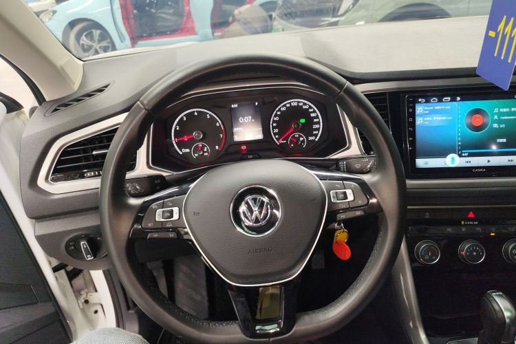 T-Roc 2019 car image #15